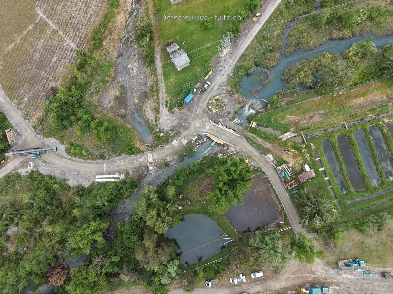 Vue aérienne du secteur de recherche sur la conduite de 400 mètres